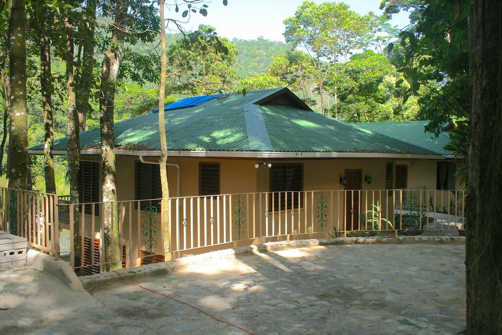 Villas Pico Bonito Ла Сейба Стая снимка