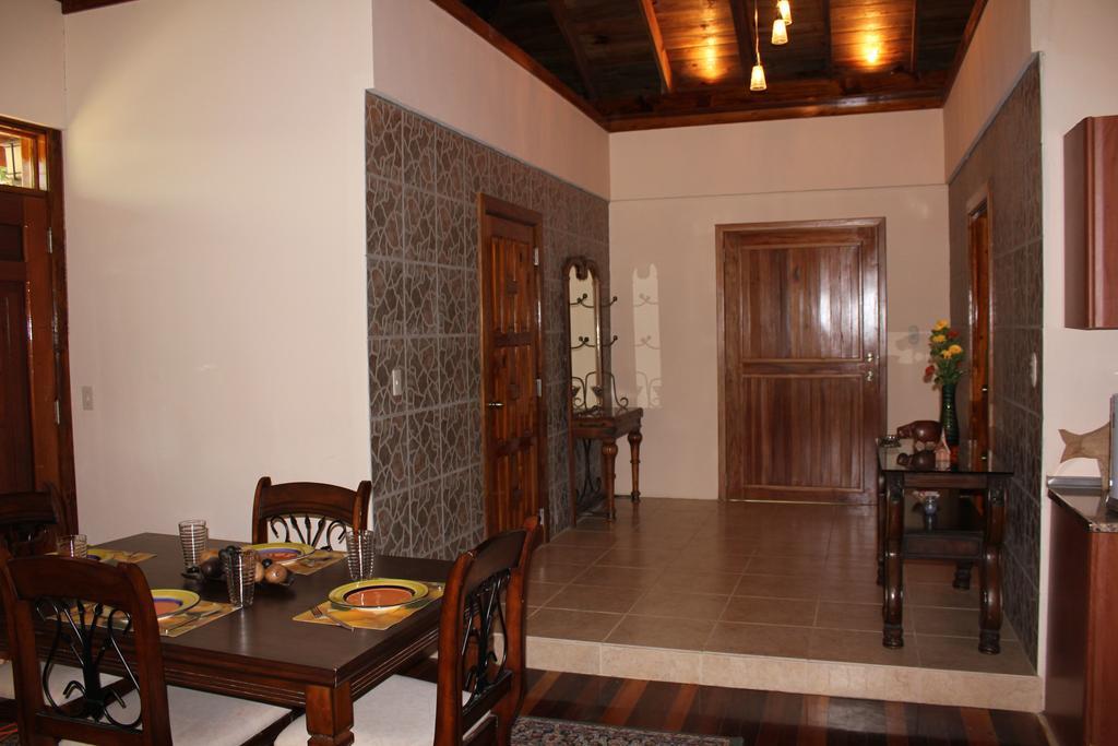 Villas Pico Bonito Ла Сейба Стая снимка